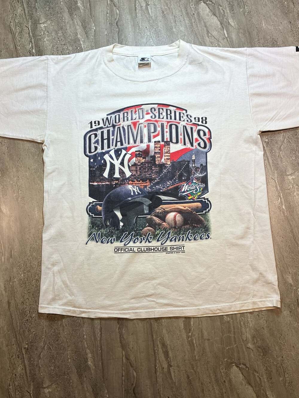 Vintage 1998 Yankees World Series Champions Starter Official Clubhouse T-Shirt